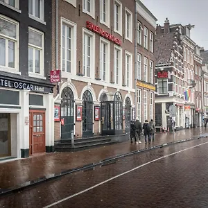 *** Hotel Oscar Holland